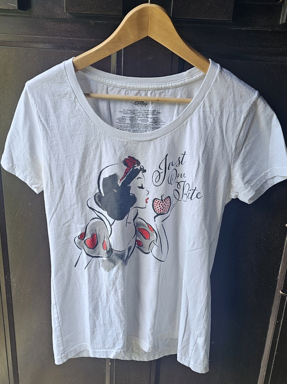 Disney Store Snow White Just One Bite T-Shirt White & Red Large